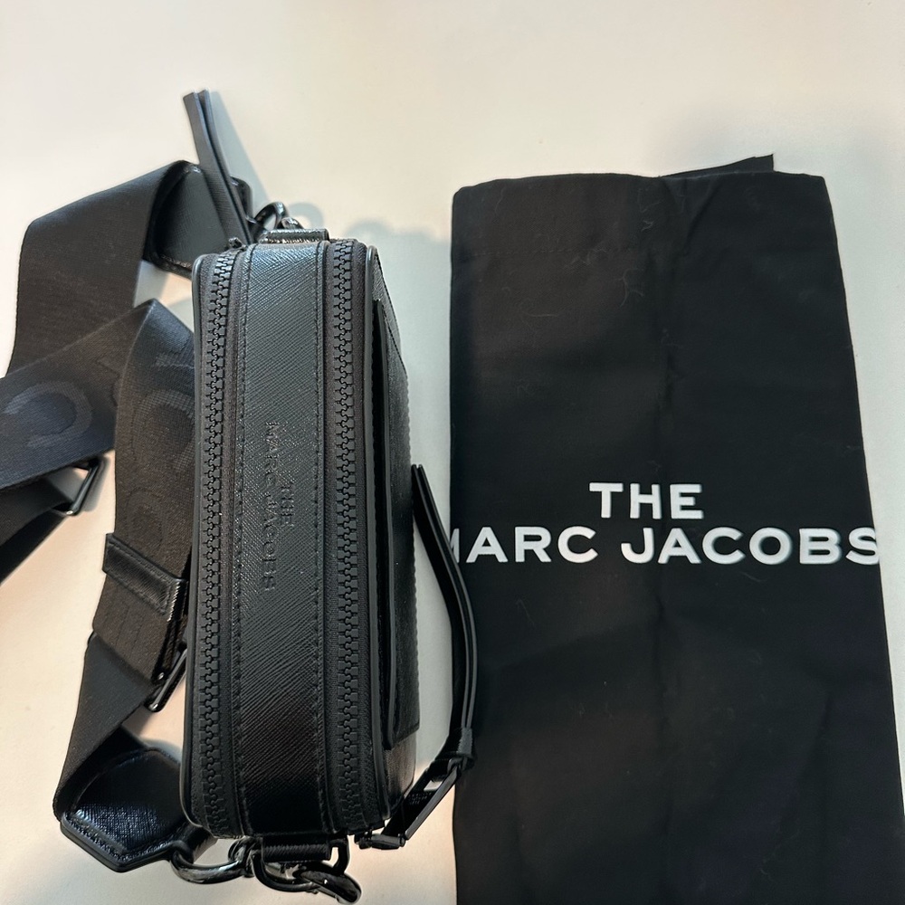 Marc Jacob’s Snapshot Bag - Picture 2 of 4